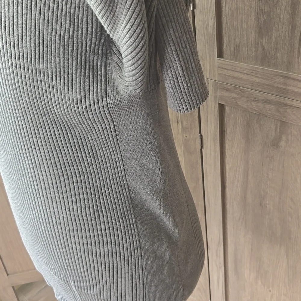 Michael Kors Men's Gray Half-Zip Sweater Pullover